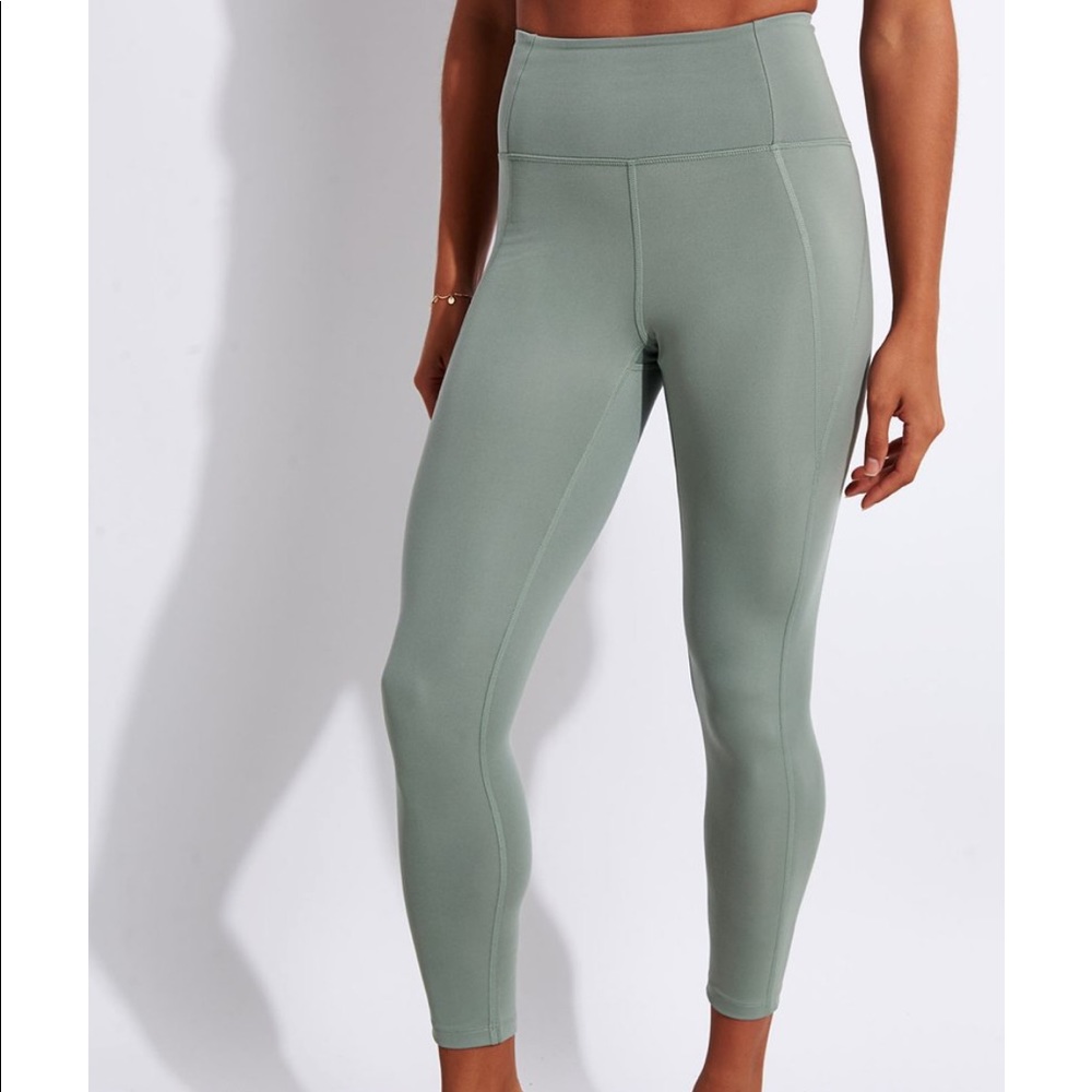 AGAVE Girlfriend Collective Leggings